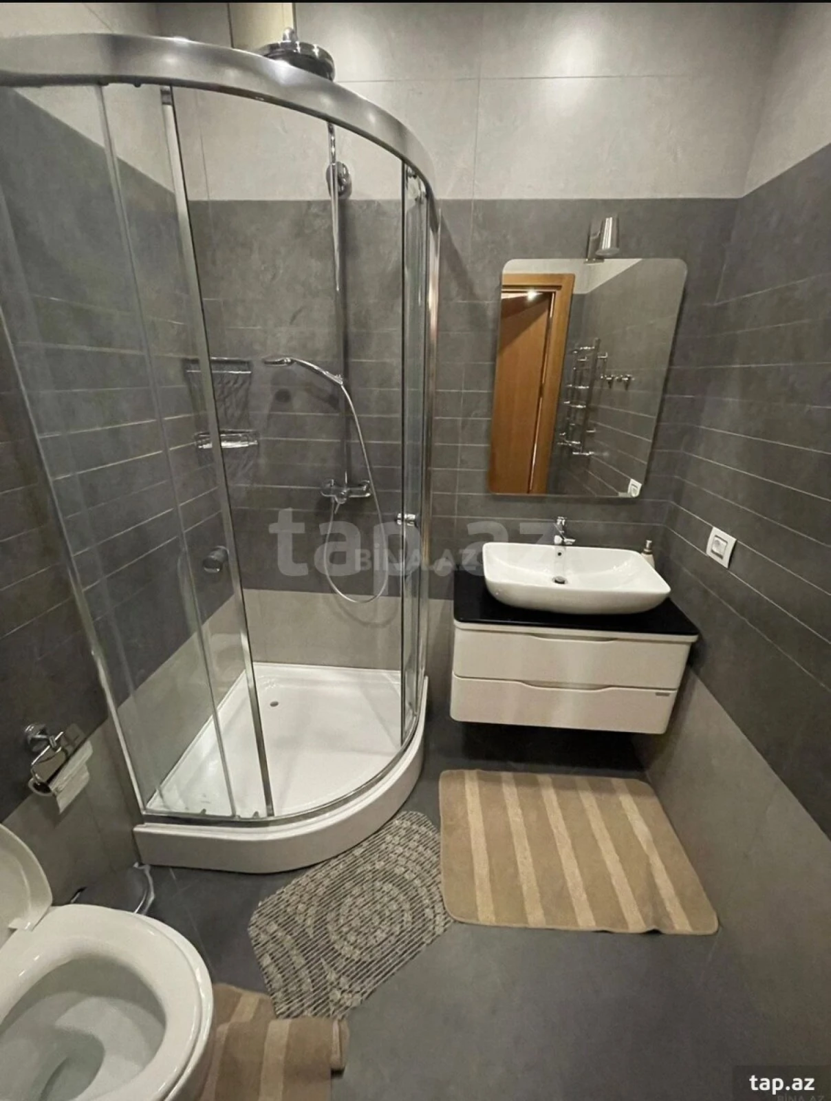 Kirayə verilir 3 otaqlı mənzil 200 m²