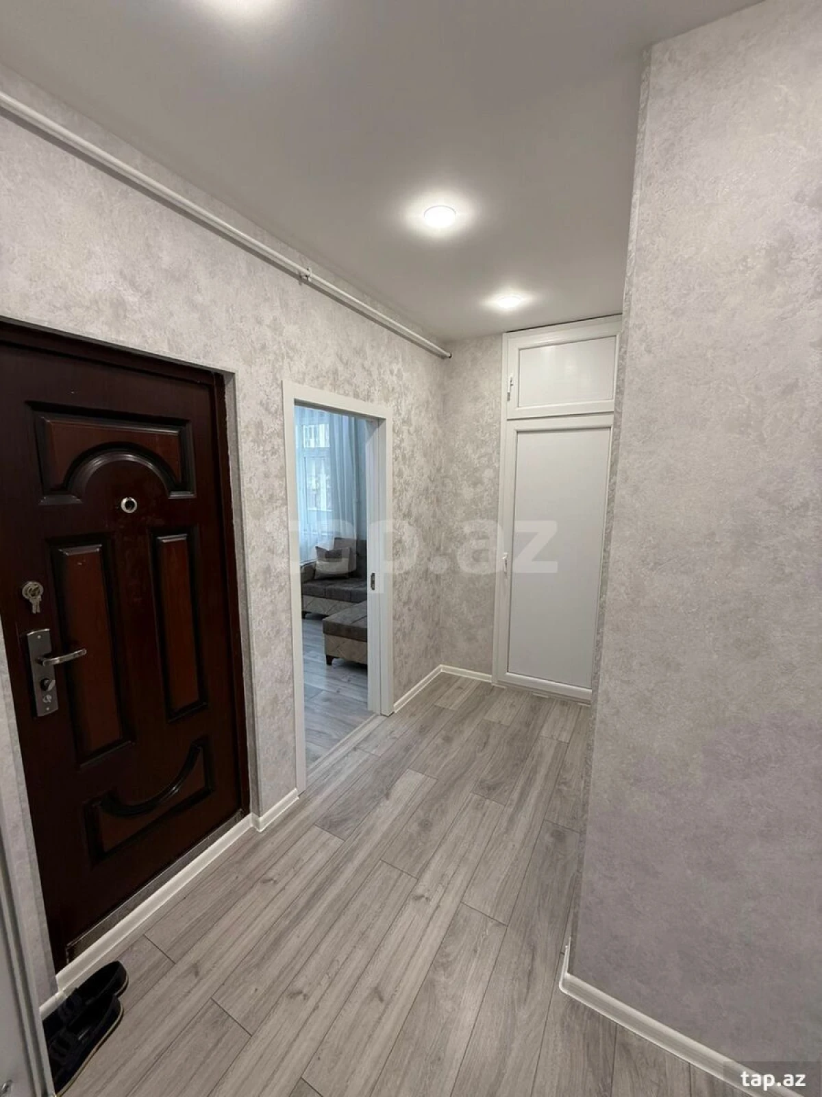 Kirayə verilir 2 otaqlı mənzil 70 m²