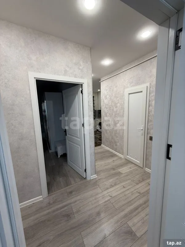 Kirayə verilir 2 otaqlı mənzil 70 m²