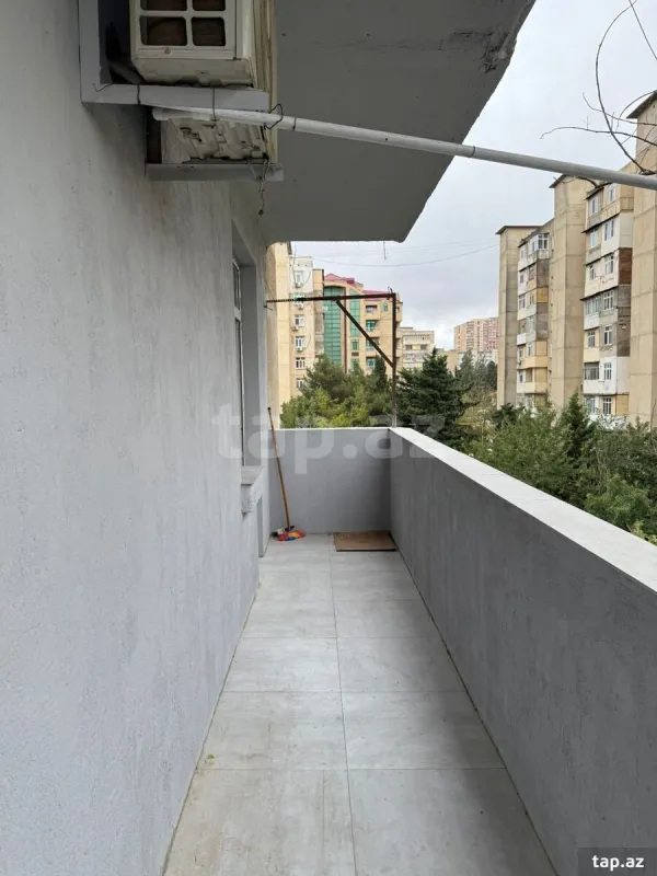 Kirayə verilir 2 otaqlı mənzil 70 m²