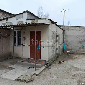 Satılır 3 otaqlı həyət evi