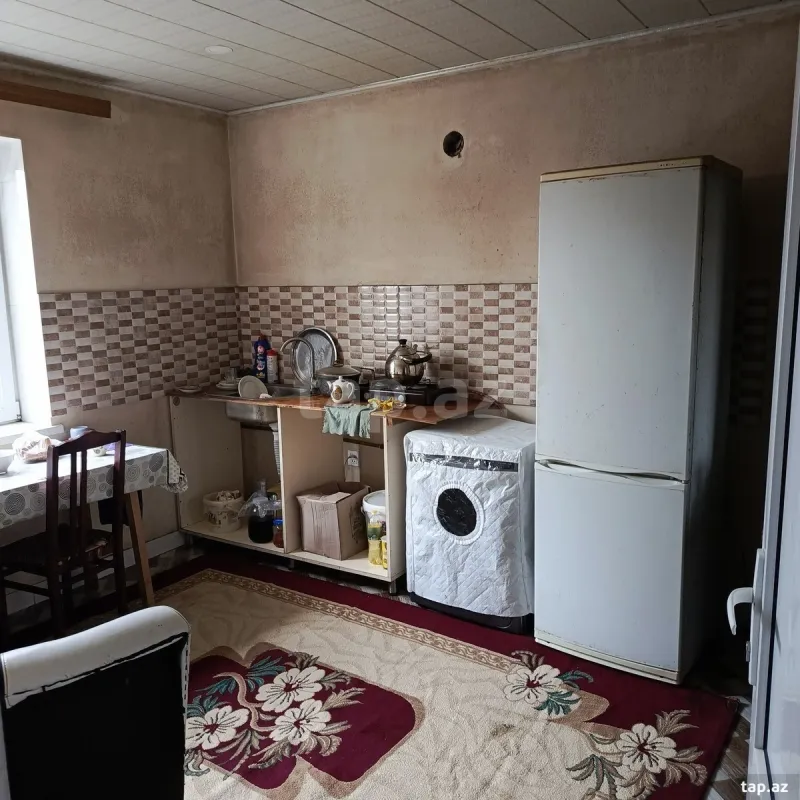 Satılır 3 otaqlı həyət evi