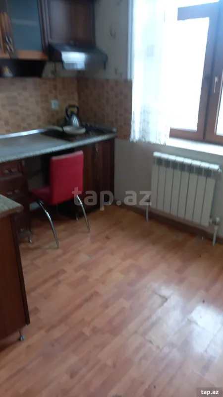 Satılır 3 otaqlı həyət evi