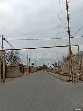 Satılır 8 otaqlı həyət evi