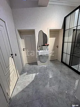 Kirayə verilir 2 otaqlı yeni tikili 80 m²