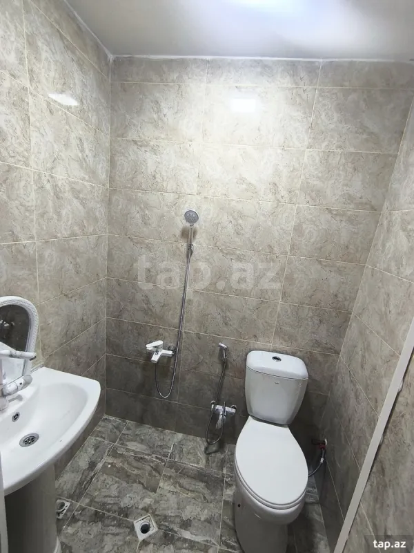 Satılır 2 otaqlı həyət evi