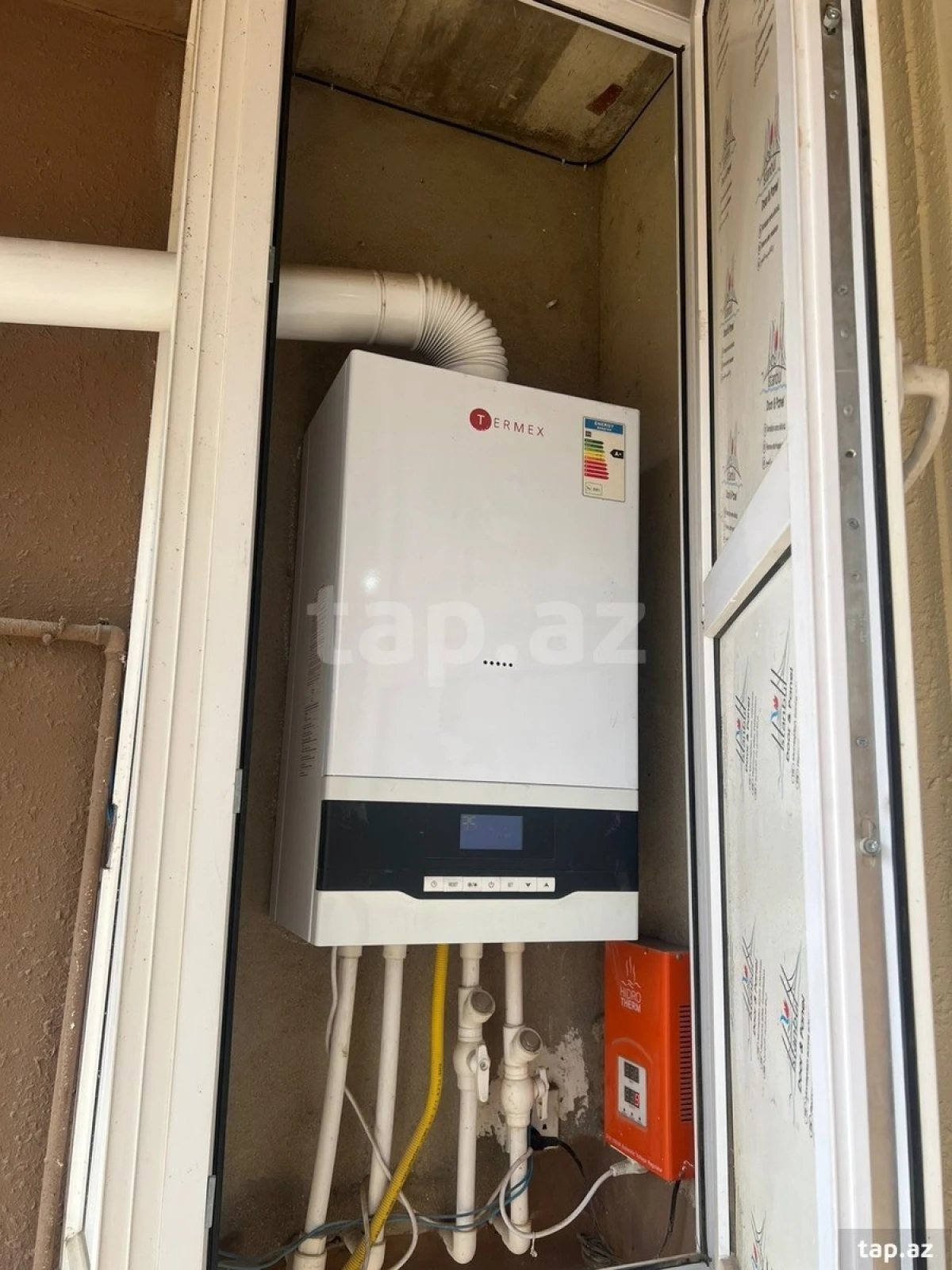 Satılır 4 otaqlı həyət evi