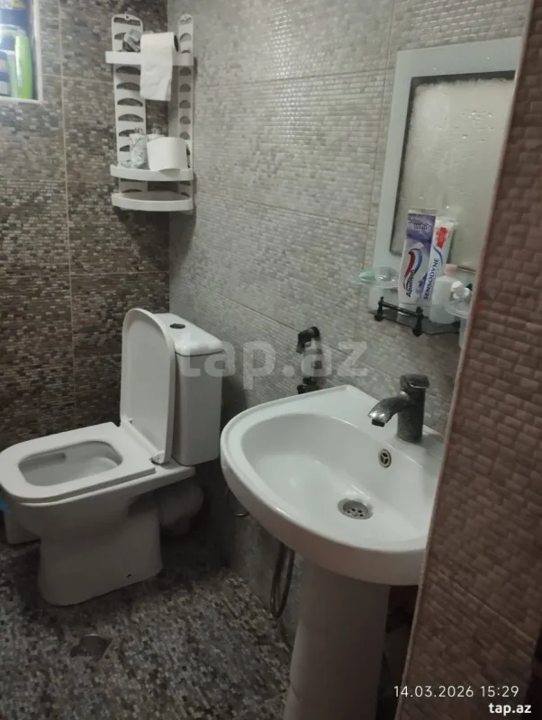 Satılır 4 otaqlı həyət evi