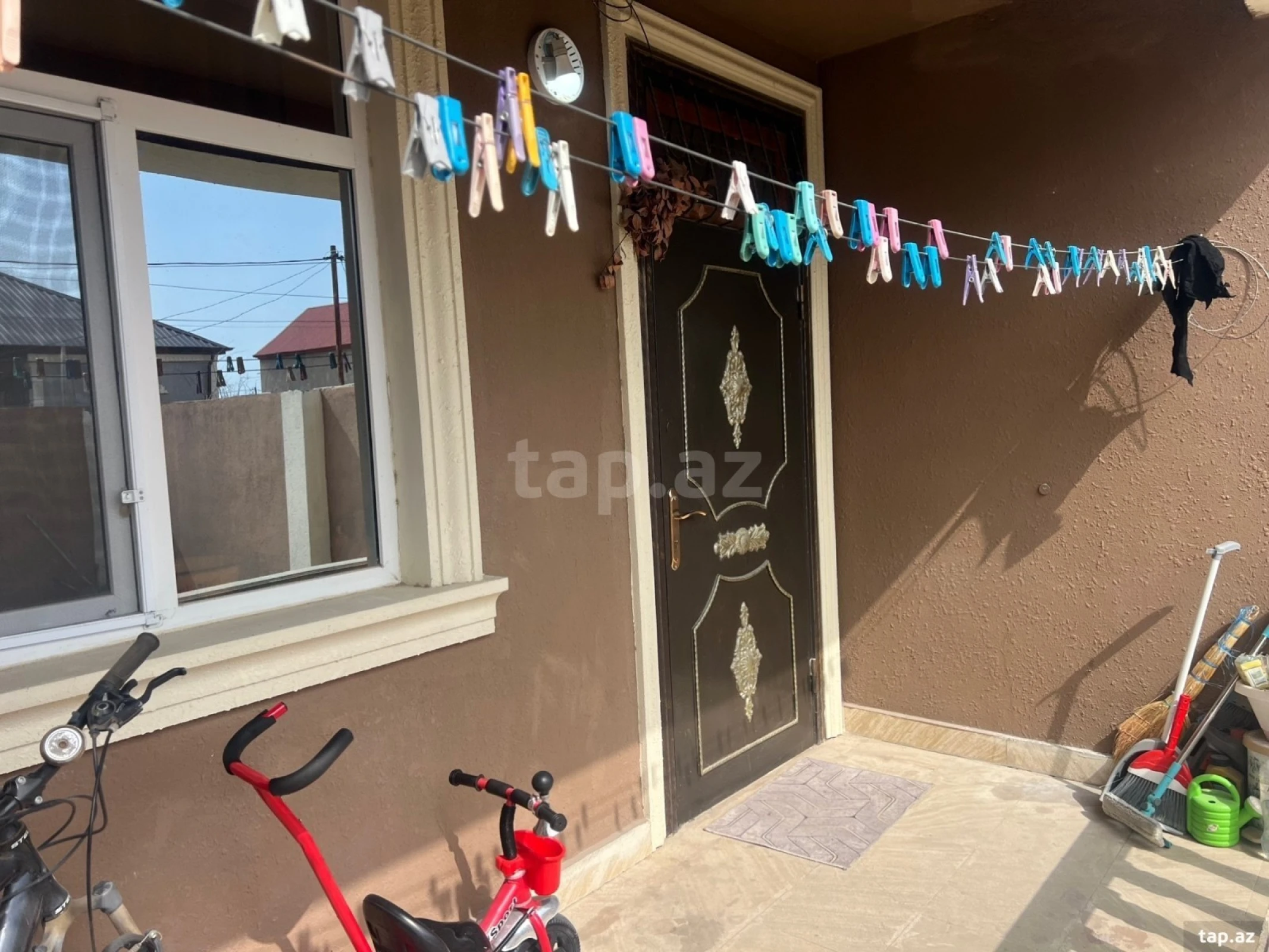 Satılır 4 otaqlı həyət evi