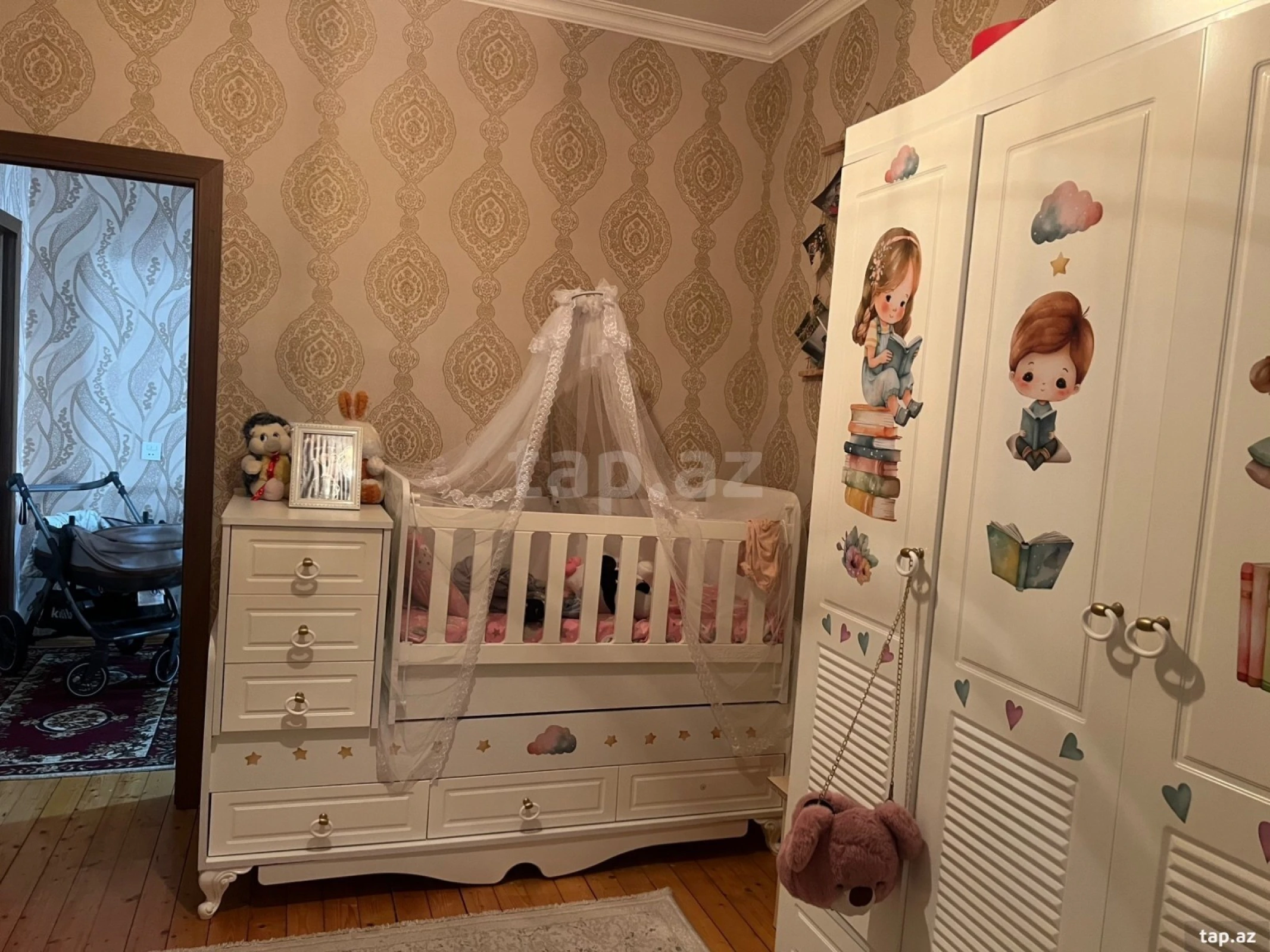 Satılır 4 otaqlı həyət evi