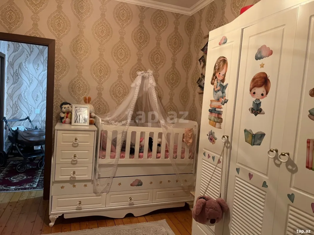 Satılır 4 otaqlı həyət evi