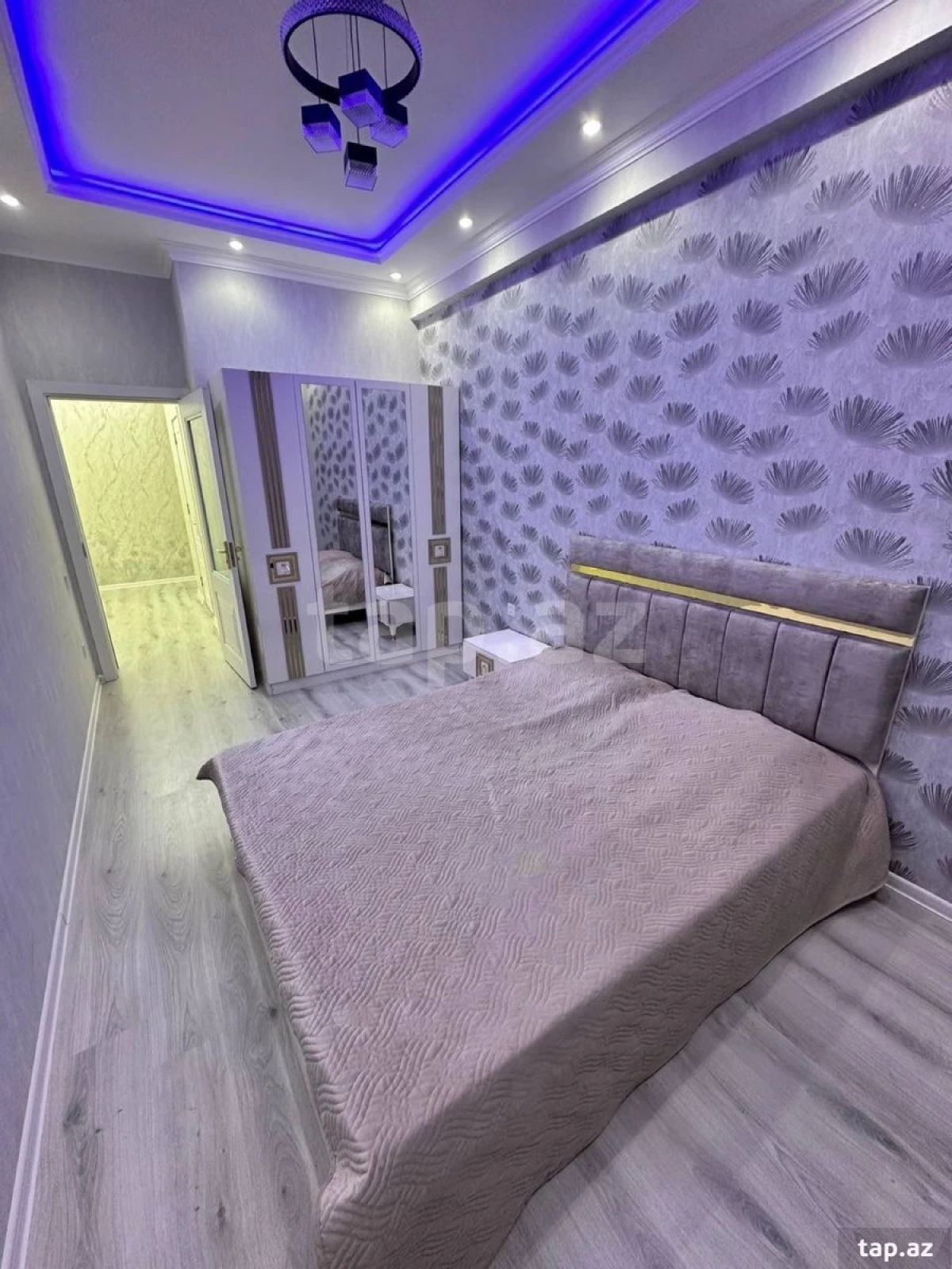 Kirayə verilir 2 otaqlı yeni tikili 75 m²