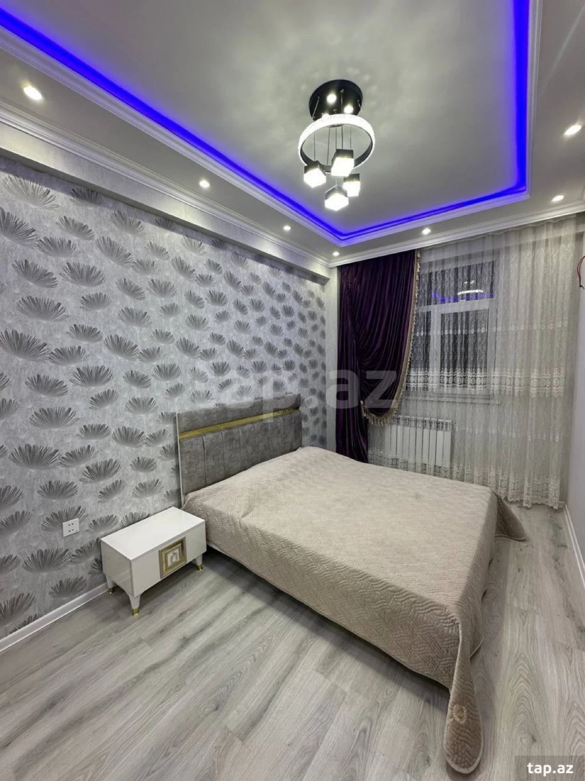 Kirayə verilir 2 otaqlı yeni tikili 75 m²