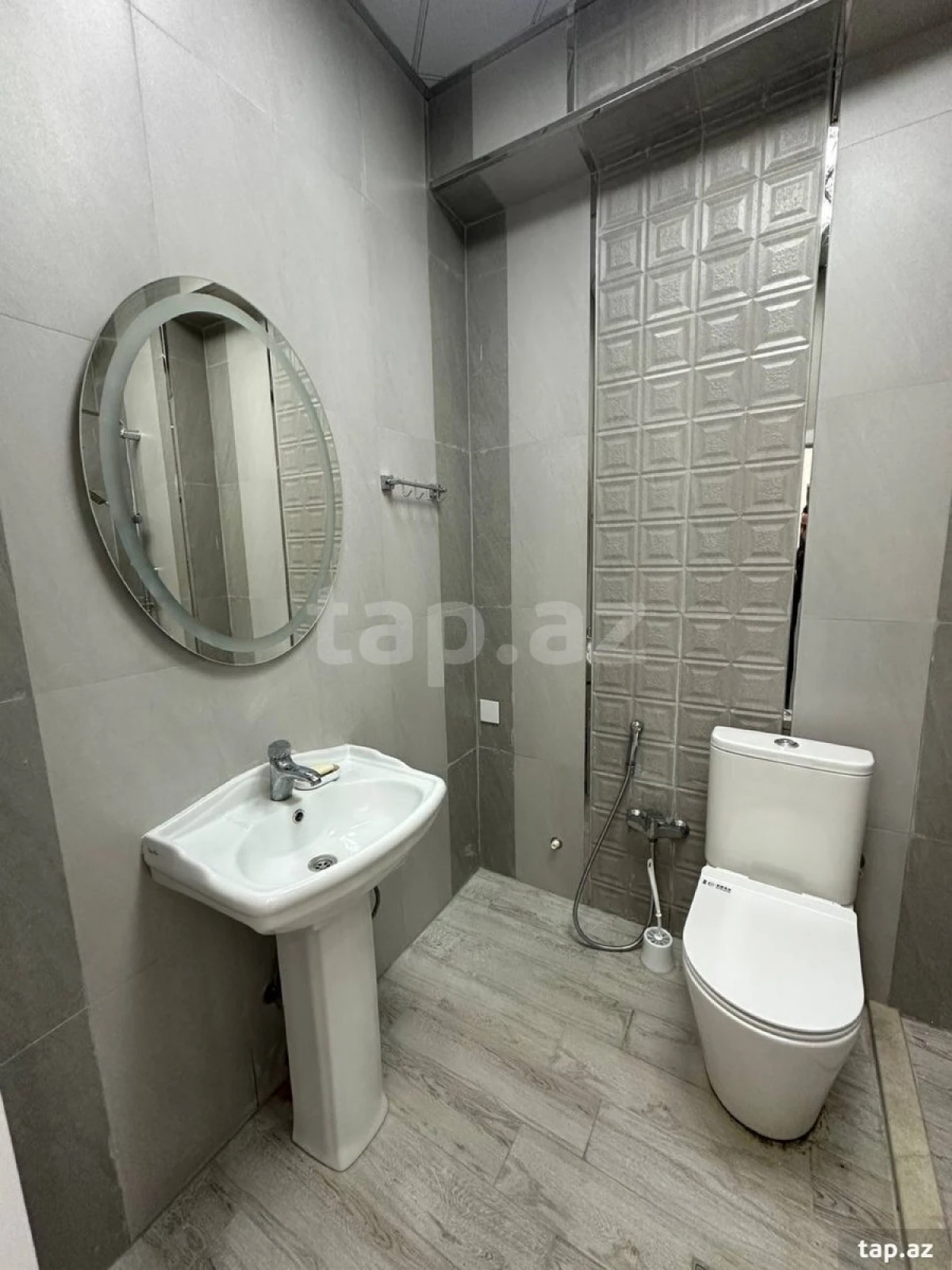 Kirayə verilir 2 otaqlı yeni tikili 75 m²