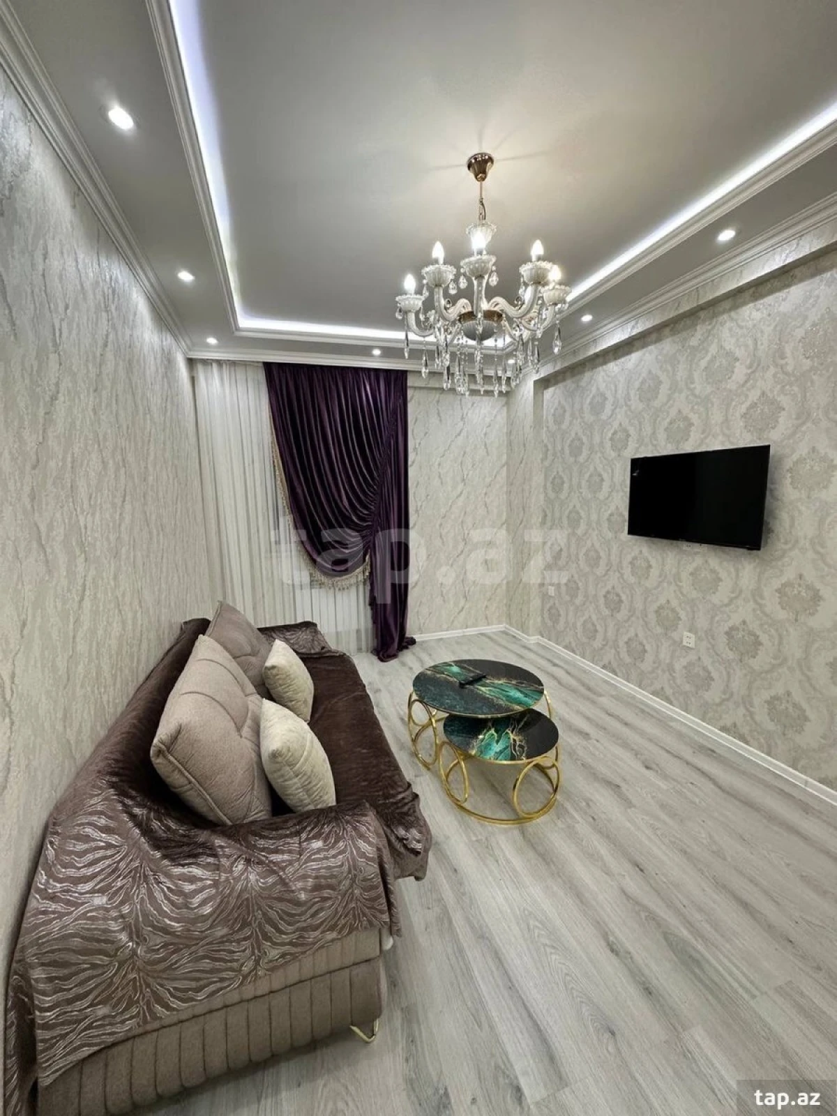Kirayə verilir 2 otaqlı yeni tikili 75 m²
