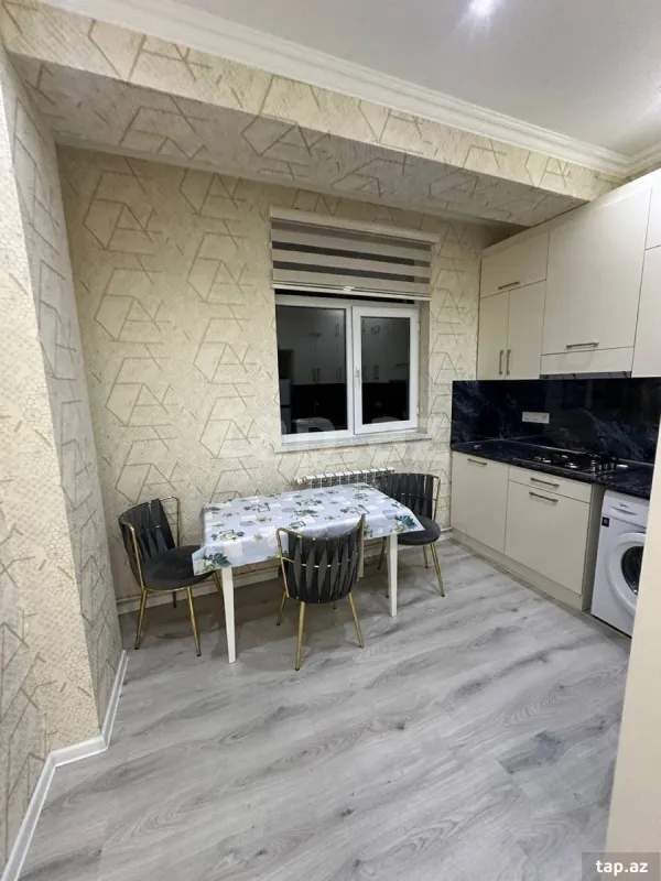Kirayə verilir 2 otaqlı yeni tikili 75 m²