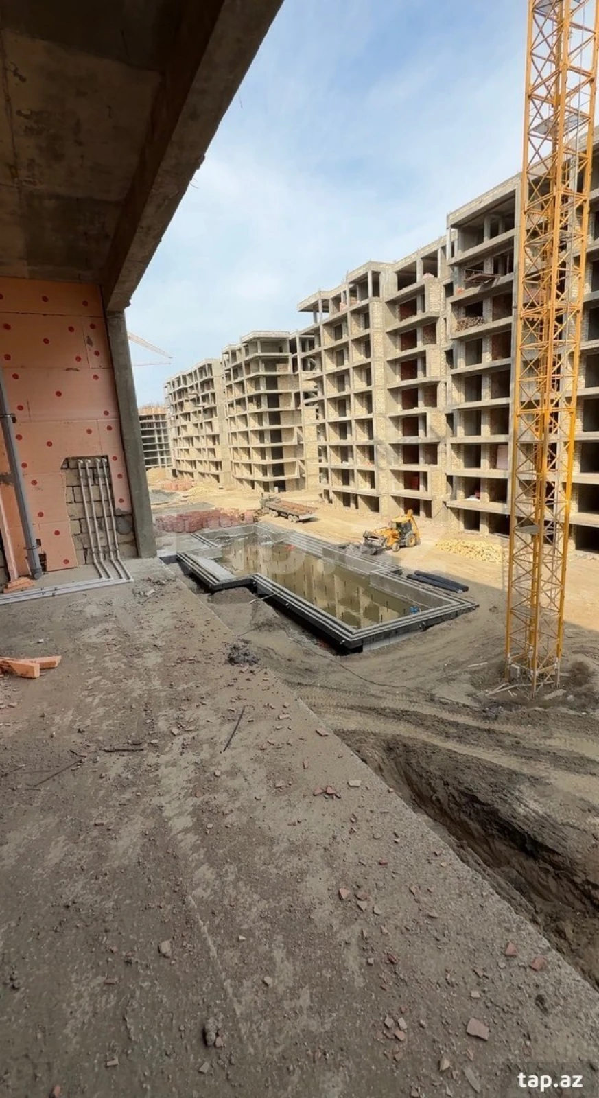 Satılır 2 otaqlı yeni tikili 95 m²