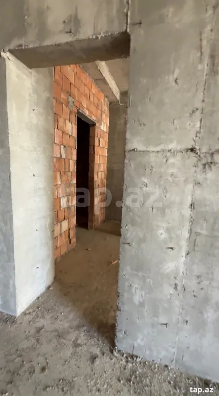 Satılır 2 otaqlı yeni tikili 95 m²