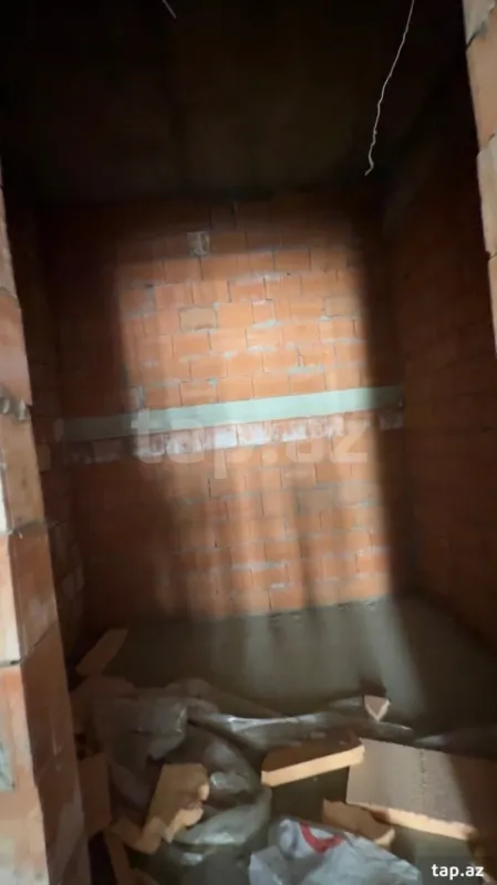 Satılır 2 otaqlı yeni tikili 95 m²