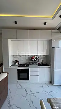 Kirayə verilir 3 otaqlı yeni tikili 72 m²