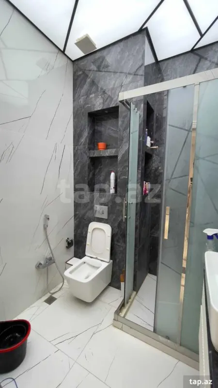 Kirayə verilir 3 otaqlı yeni tikili 72 m²