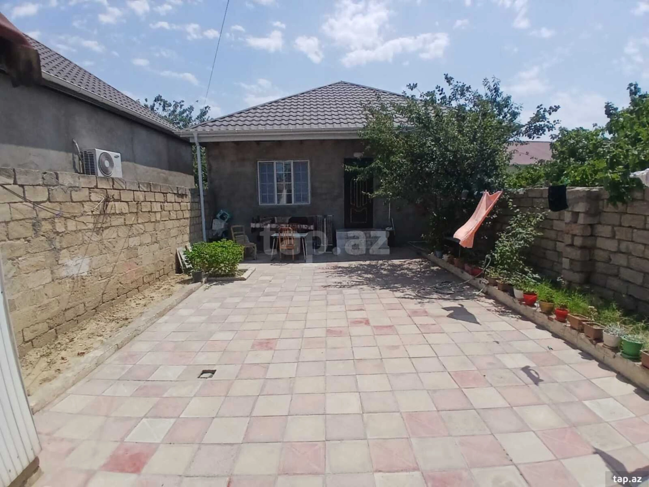 Satılır 3 otaqlı həyət evi