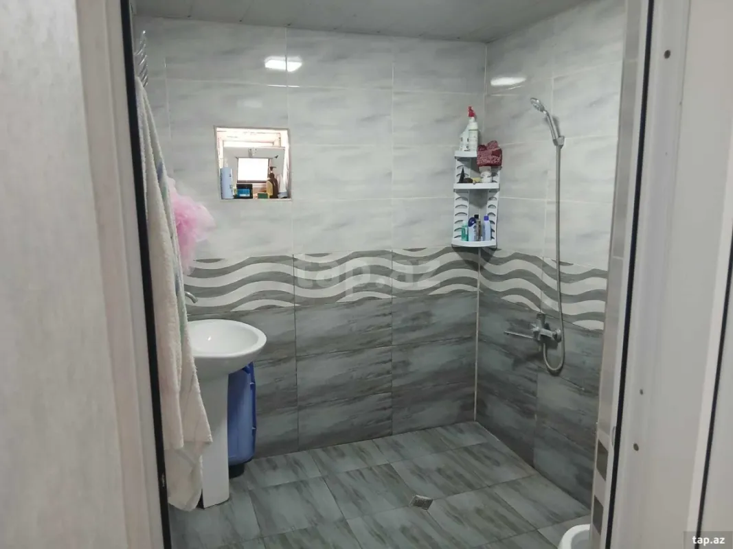 Satılır 3 otaqlı həyət evi