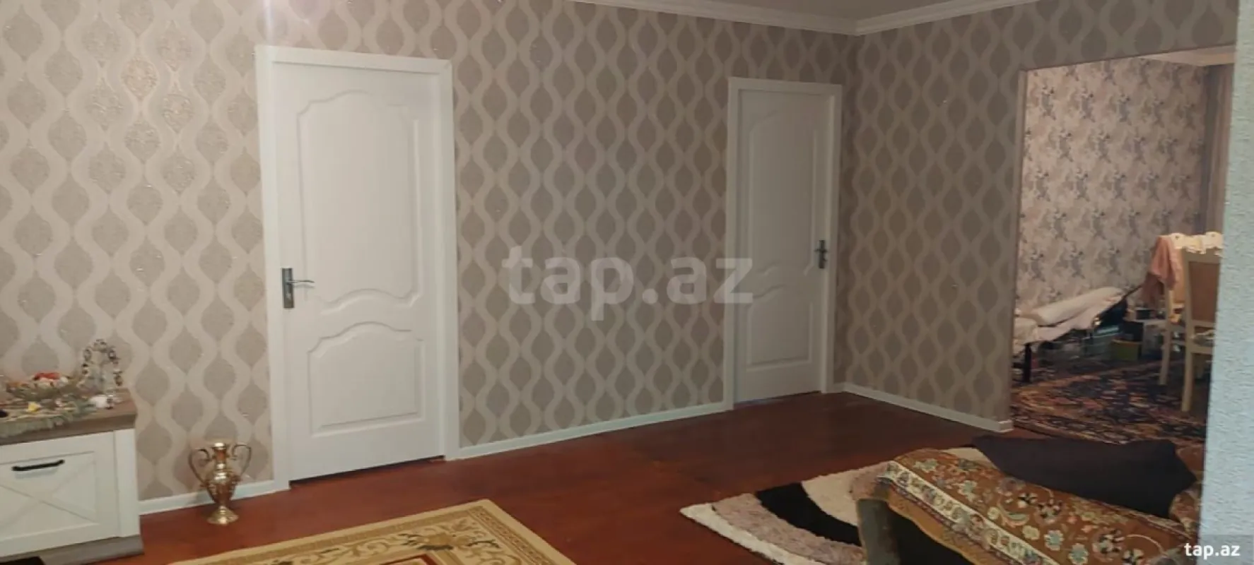 Satılır 5 otaqlı həyət evi