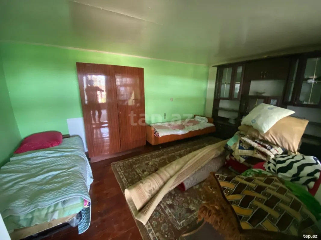 Satılır 5 otaqlı həyət evi