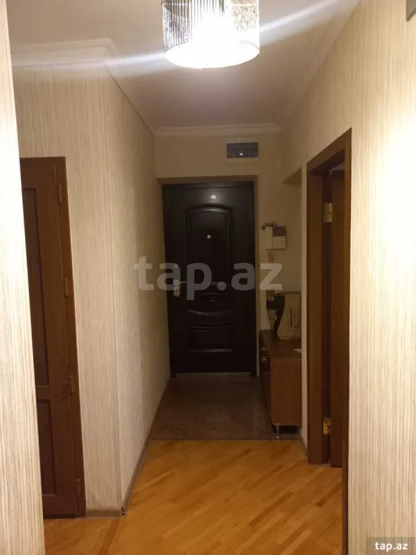 Satılır 3 otaqlı mənzil 81 m²