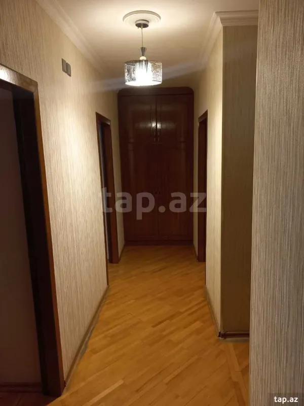 Satılır 3 otaqlı mənzil 81 m²