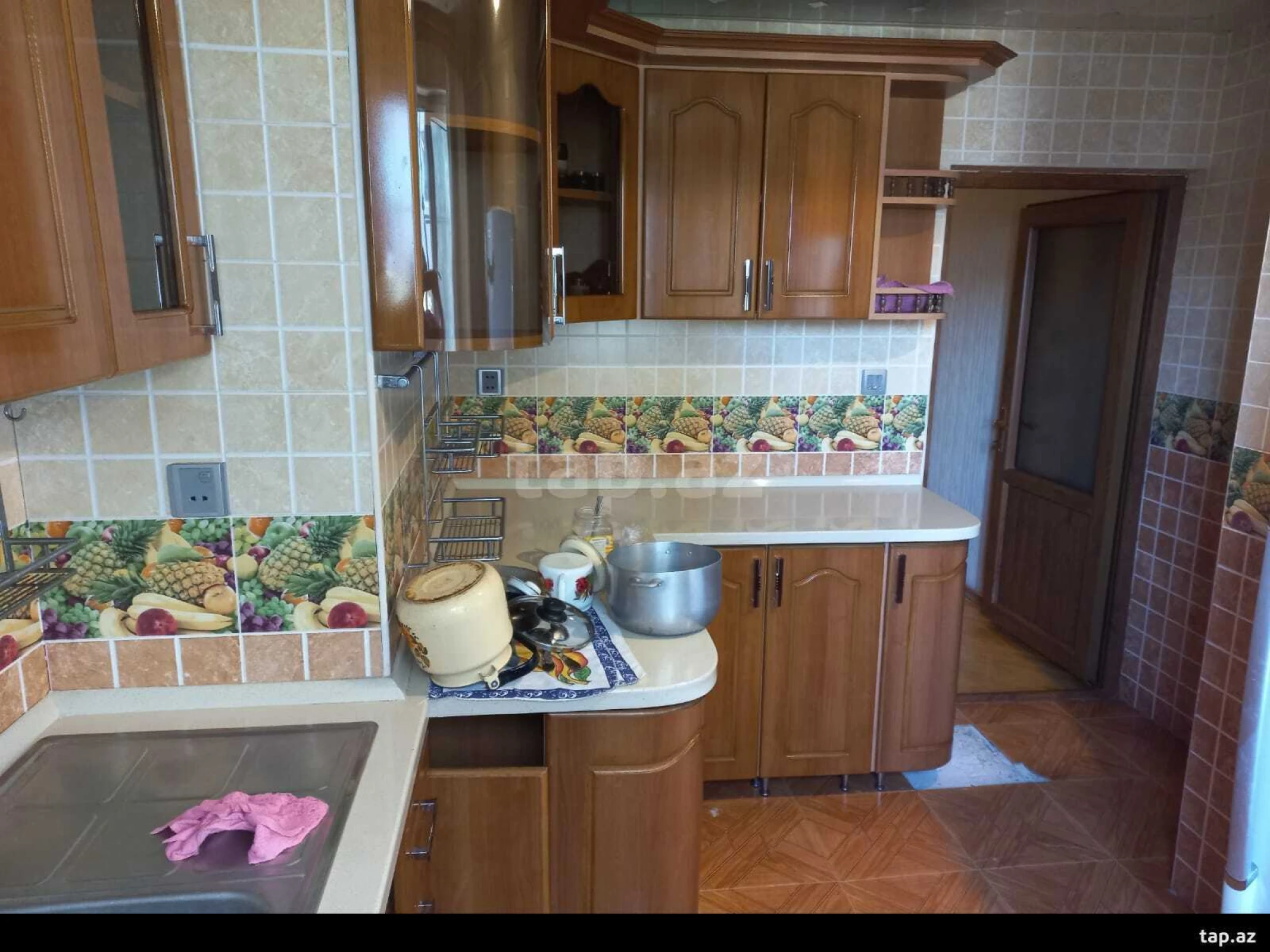 Satılır 3 otaqlı mənzil 81 m²