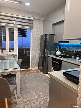 Kirayə verilir 3 otaqlı yeni tikili 110 m²