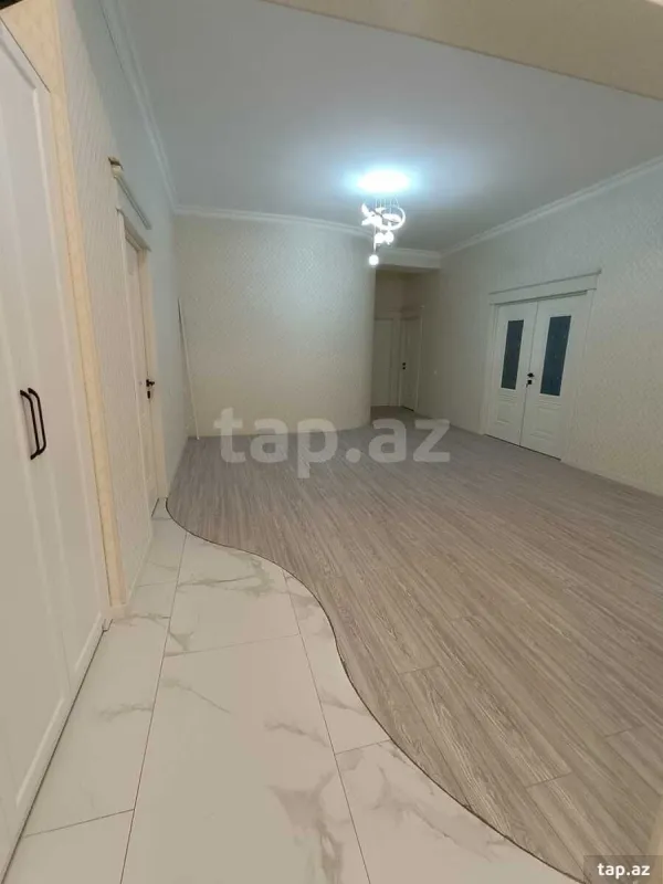 Kirayə verilir 4 otaqlı yeni tikili 130 m²