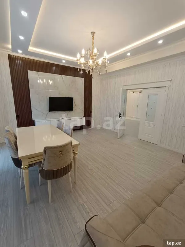 Kirayə verilir 4 otaqlı yeni tikili 130 m²