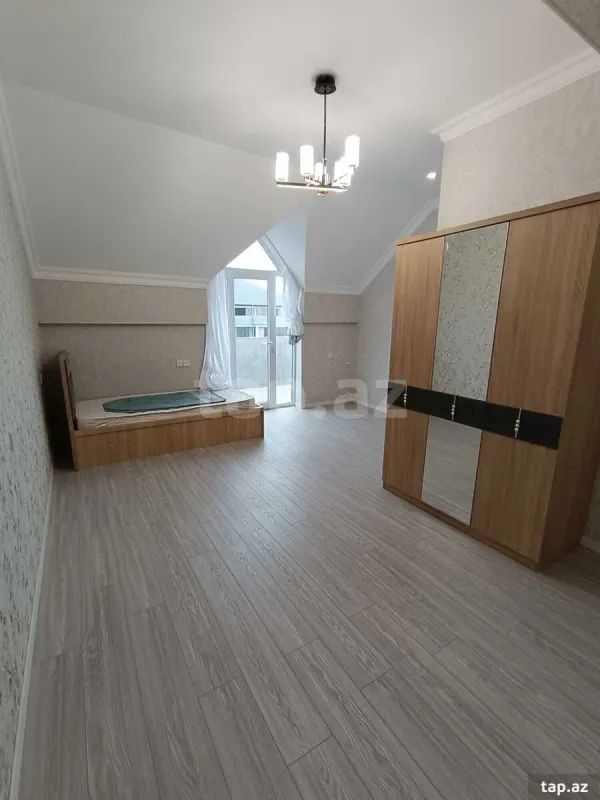 Kirayə verilir 4 otaqlı yeni tikili 130 m²