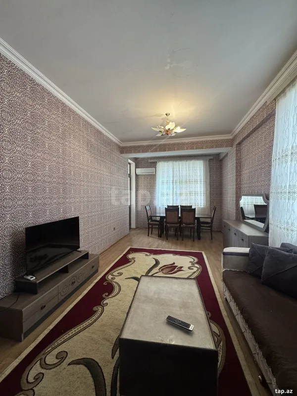 Kirayə verilir 2 otaqlı yeni tikili 80 m²