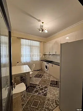 Kirayə verilir 2 otaqlı yeni tikili 80 m²