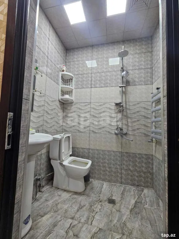 Kirayə verilir 2 otaqlı yeni tikili 90 m²