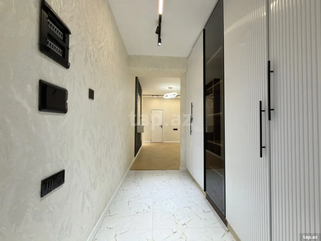 Satılır 2 otaqlı yeni tikili 90 m²