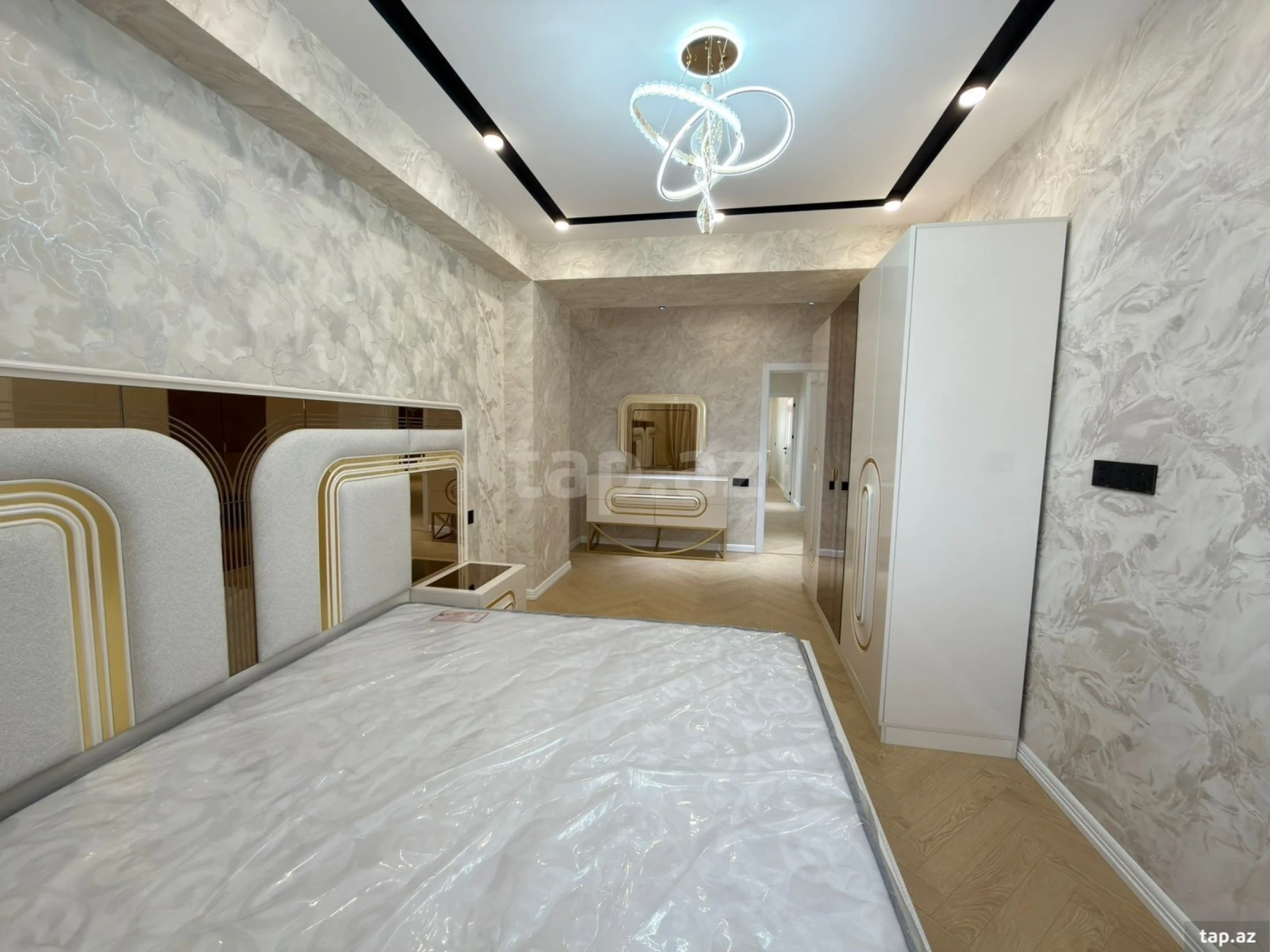 Satılır 2 otaqlı yeni tikili 90 m²