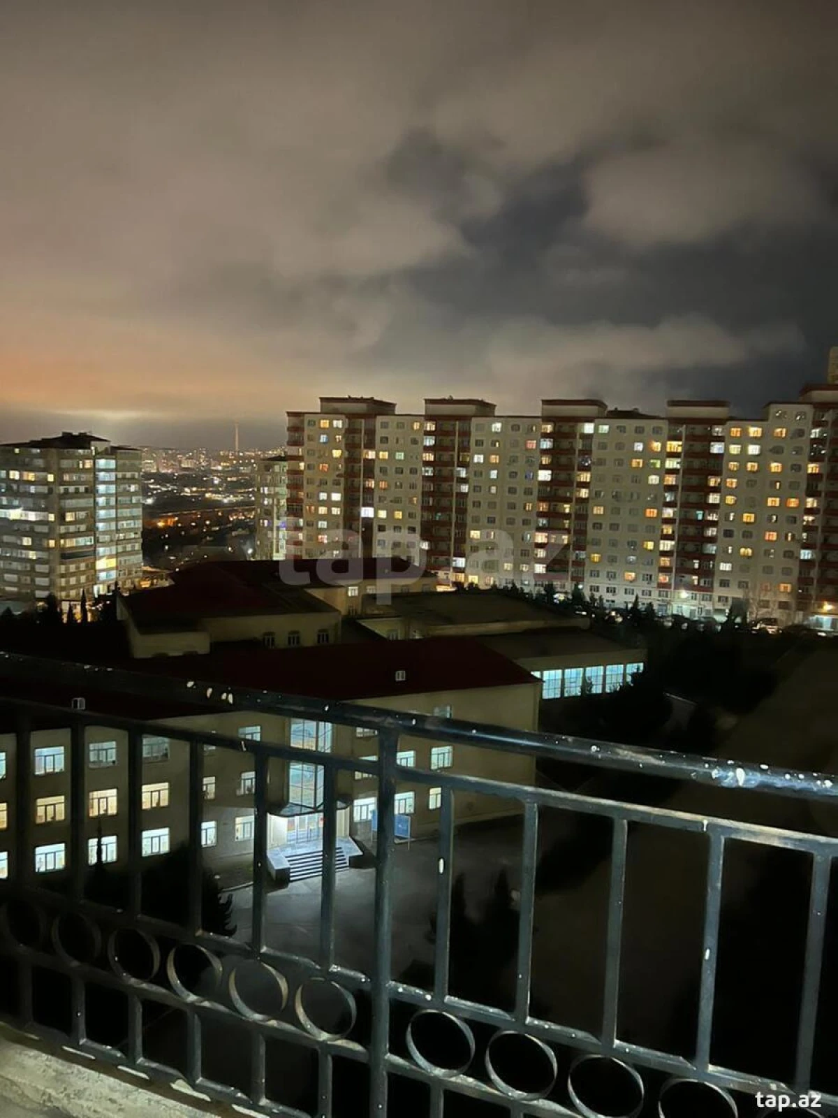 Satılır 3 otaqlı yeni tikili 115 m²