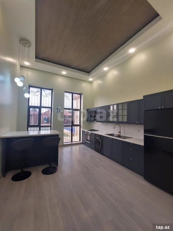 Kirayə verilir 4 otaqlı həyət evi