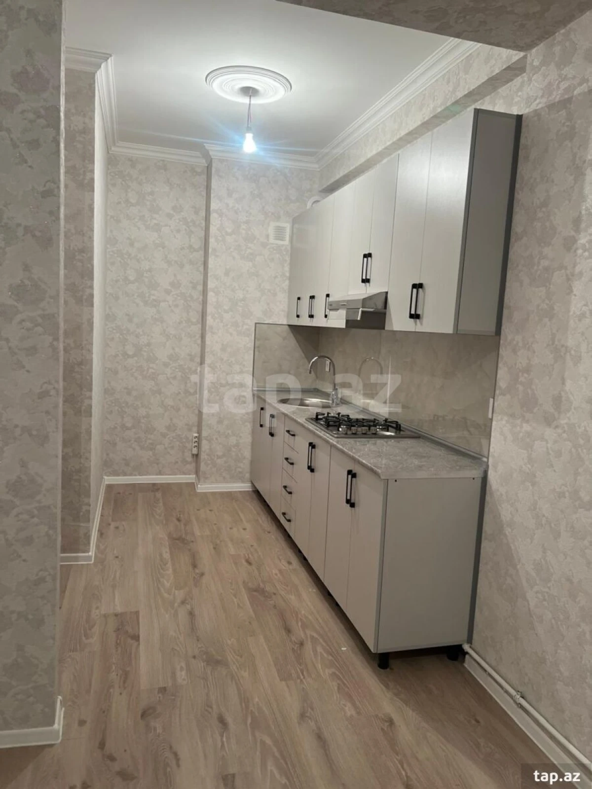 Kirayə verilir 2 otaqlı yeni tikili 70 m²