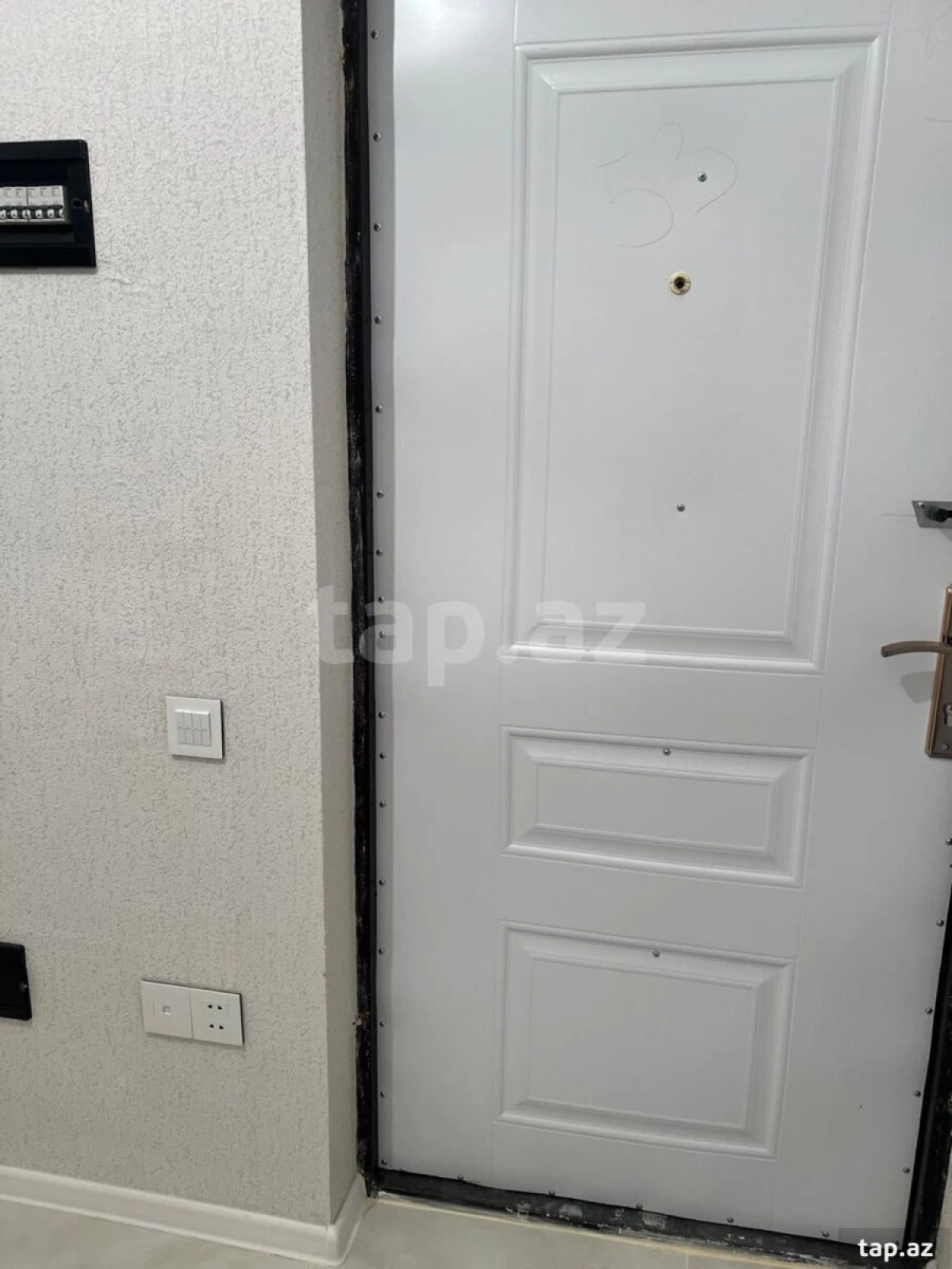 Kirayə verilir 2 otaqlı yeni tikili 70 m²