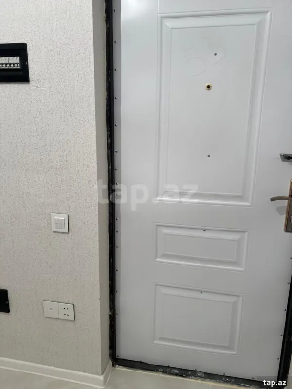 Kirayə verilir 2 otaqlı yeni tikili 70 m²