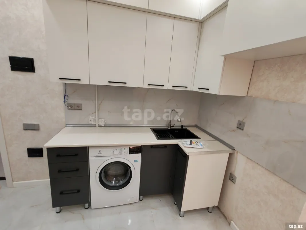 Kirayə verilir 2 otaqlı yeni tikili 45.5 m²