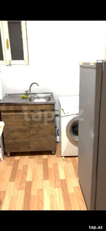 Kirayə verilir 2 otaqlı mənzil 31 m²
