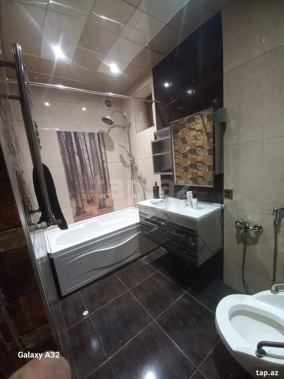 Kirayə verilir 7 otaqlı həyət evi