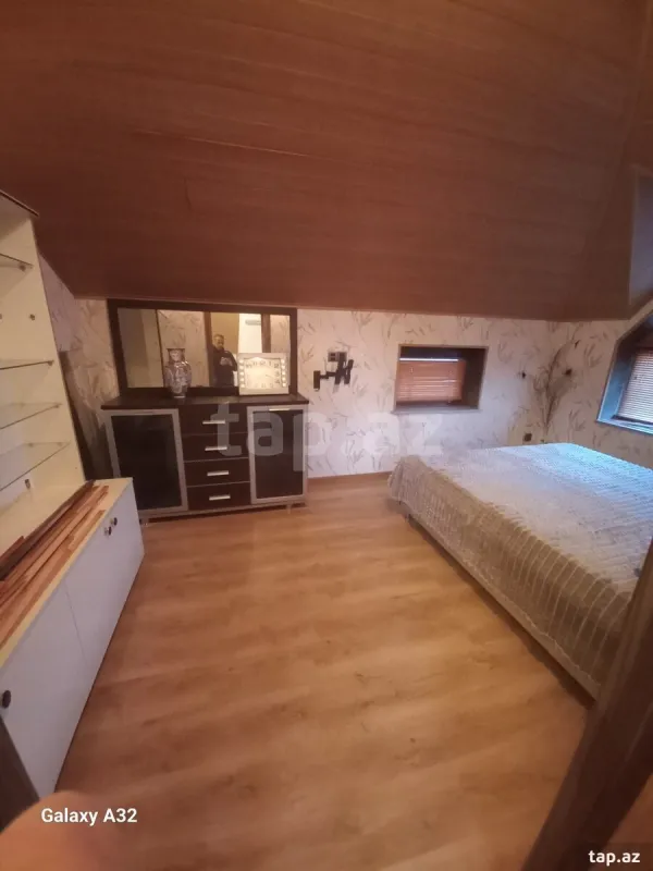 Kirayə verilir 7 otaqlı həyət evi